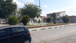 Casa Para Vender com 3 quartos no bairro Cidade Nova em Feira De Santana