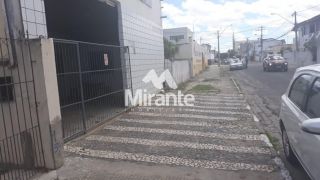 Casa Para Vender com 5 quartos no bairro Pilão em Feira De Santana