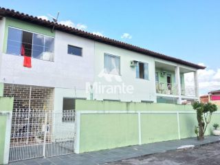 Casa Para Vender com 7 quartos sendo 3 suítes no bairro Coronel José Pinto em Feira De Santana