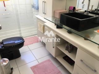 Casa Para Vender com 7 quartos sendo 3 suítes no bairro Coronel José Pinto em Feira De Santana