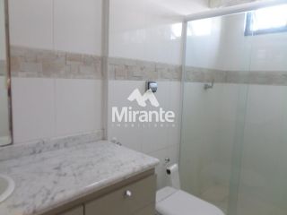 Cobertura Para Vender com 4 quartos sendo 4 suítes no bairro Santa Mônica em Feira De Santana