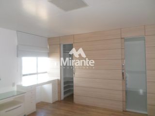 Cobertura Para Vender com 4 quartos sendo 4 suítes no bairro Santa Mônica em Feira De Santana