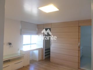 Cobertura Para Vender com 4 quartos sendo 4 suítes no bairro Santa Mônica em Feira De Santana