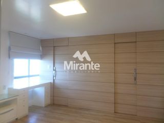 Cobertura Para Vender com 4 quartos sendo 4 suítes no bairro Santa Mônica em Feira De Santana