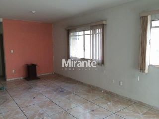 Apartamento Para Vender com 3 quartos sendo 1 suítes no bairro Muchila em Feira De Santana