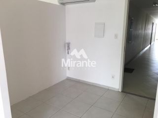 Sala Comercial Para Alugar no bairro Parque Getúlio Vargas em Feira De Santana