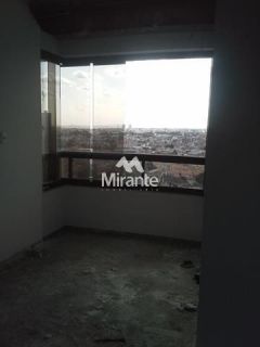 Apartamento Para Vender com 3 quartos sendo 3 suítes no bairro Santa Mônica em Feira De Santana