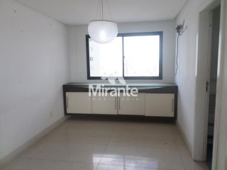 Apartamento Para Vender com 3 quartos sendo 3 suítes no bairro Ponto Central em Feira De Santana