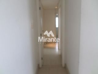 Apartamento Para Vender com 3 quartos sendo 3 suítes no bairro Ponto Central em Feira De Santana