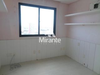 Apartamento Para Vender com 3 quartos sendo 3 suítes no bairro Ponto Central em Feira De Santana