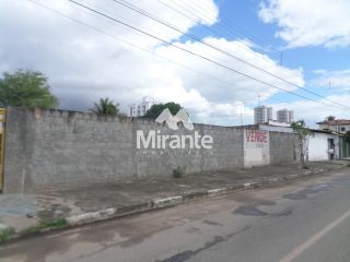 Lote / Terreno de Bairro Para Vender no bairro Santa Mônica em Feira De Santana