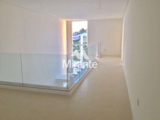 Casa de Condomínio Para Vender com 3 quartos sendo 3 suítes no bairro Cidade Nova em Feira De Santana