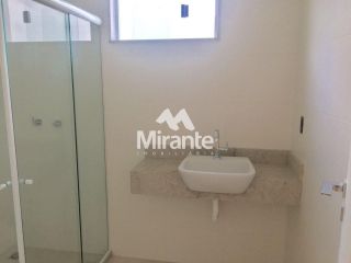 Casa de Condomínio Para Vender com 3 quartos sendo 3 suítes no bairro Cidade Nova em Feira De Santana