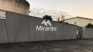 Casa Para Vender com 3 quartos sendo 1 suítes no bairro Santa Mônica em Feira De Santana