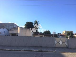 Casa Para Vender com 3 quartos sendo 1 suítes no bairro Santa Mônica em Feira De Santana
