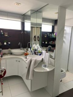 Apartamento Para Vender com 4 quartos sendo 3 suítes no bairro Kalilândia em Feira De Santana