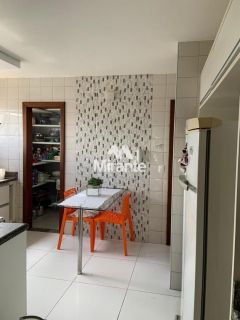 Apartamento Para Vender com 4 quartos sendo 3 suítes no bairro Kalilândia em Feira De Santana