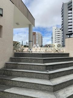 Apartamento Para Vender com 4 quartos sendo 3 suítes no bairro Kalilândia em Feira De Santana