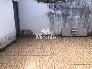 Casa Para Vender com 3 quartos sendo 1 suítes no bairro Ponto Central em Feira De Santana