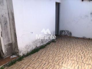 Casa Para Vender com 3 quartos sendo 1 suítes no bairro Ponto Central em Feira De Santana