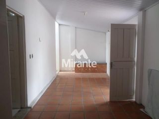 Casa Para Vender com 3 quartos sendo 1 suítes no bairro Ponto Central em Feira De Santana