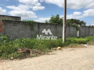 Lote / Terreno de Bairro Para Vender no bairro Lagoa Salgada em Feira De Santana
