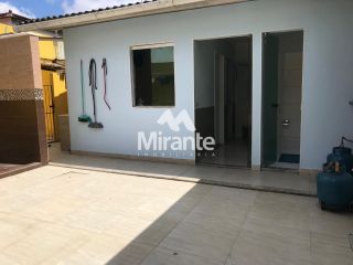 Casa Para Vender com 3 quartos sendo 1 suítes no bairro Sim em Feira De Santana