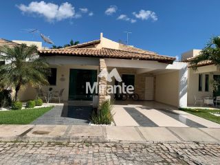 Casa de Condomínio Para Vender com 3 quartos sendo 3 suítes no bairro Brasília em Feira De Santana