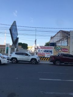 Lote / Terreno de Bairro Para Vender no bairro Centro em Feira De Santana