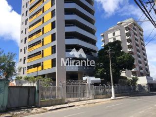 Apartamento Para Vender com 4 quartos sendo 4 suítes no bairro Centro em Feira De Santana