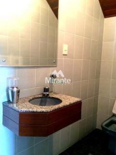 Apartamento Para Vender com 4 quartos sendo 4 suítes no bairro Centro em Feira De Santana