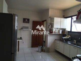 Apartamento Para Vender com 4 quartos sendo 4 suítes no bairro Centro em Feira De Santana