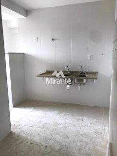 Apartamento Para Vender com 3 quartos sendo 1 suítes no bairro Santa Mônica em Feira De Santana