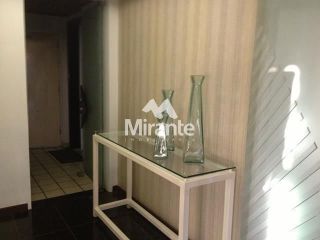 Apartamento Para Vender com 4 quartos sendo 3 suítes no bairro Santa Mônica em Feira De Santana