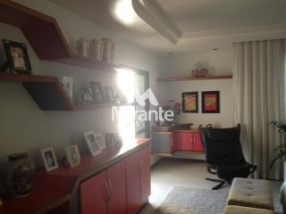 Apartamento Para Vender com 4 quartos sendo 3 suítes no bairro Santa Mônica em Feira De Santana