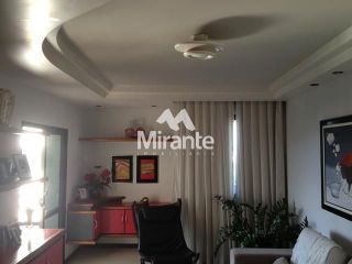 Apartamento Para Vender com 4 quartos sendo 3 suítes no bairro Santa Mônica em Feira De Santana