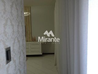 Apartamento Para Vender com 4 quartos sendo 3 suítes no bairro Santa Mônica em Feira De Santana