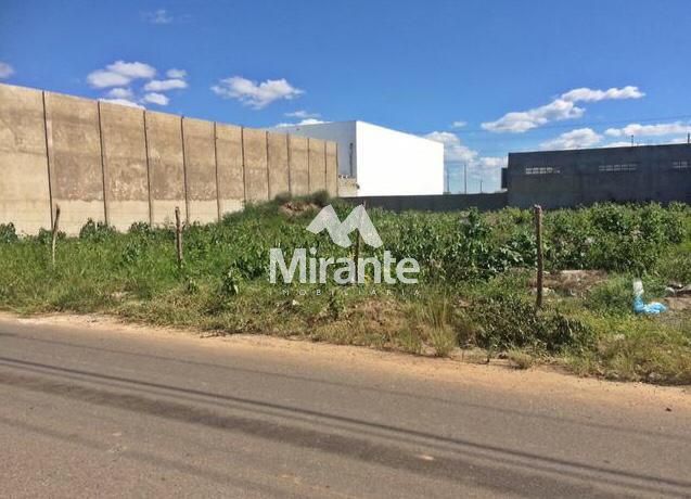 Lote / Terreno de Bairro Para Vender no bairro Sim em Feira De Santana