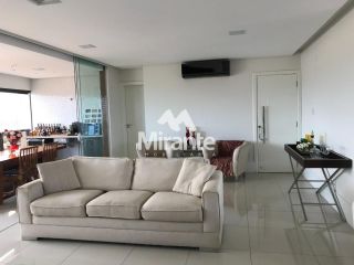 Apartamento Para Vender com 4 quartos sendo 4 suítes no bairro Santa Mônica em Feira De Santana