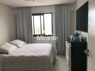Apartamento Para Vender com 4 quartos sendo 4 suítes no bairro Santa Mônica em Feira De Santana