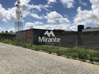 Lote / Terreno de Bairro Para Vender no bairro Sim em Feira De Santana