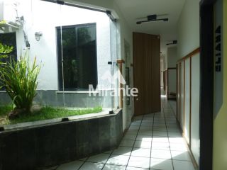 Casa Para Vender no bairro Ponto Central em Feira De Santana