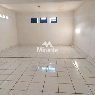 Edifício Comercial Para Alugar no bairro Sobradinho em Feira De Santana