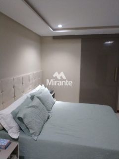 Casa de Condomínio Para Vender com 4 quartos sendo 4 suítes no bairro Sim em Feira De Santana