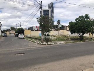Lote / Terreno de Bairro Para Alugar no bairro Santa Mônica em Feira De Santana