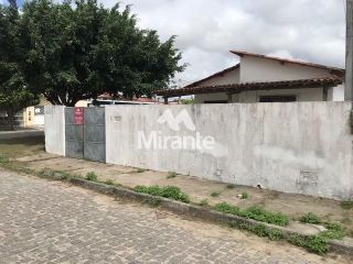 Casa Para Vender com 2 quartos no bairro Tomba em Feira De Santana
