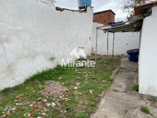 Casa Para Vender com 2 quartos no bairro Tomba em Feira De Santana