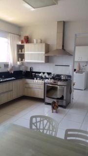 Apartamento Para Vender com 4 quartos sendo 4 suítes no bairro Centro em Feira De Santana