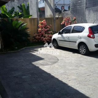 Casa Para Vender com 4 quartos sendo 4 suítes no bairro Jardim Cruzeiro em Feira De Santana