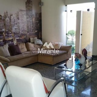 Casa Para Vender com 4 quartos sendo 4 suítes no bairro Jardim Cruzeiro em Feira De Santana